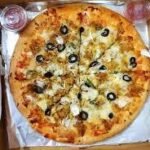 So Cheesy Chicken Pizza