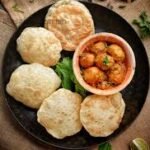 Luchi 5 Pieces with Sabji Achar